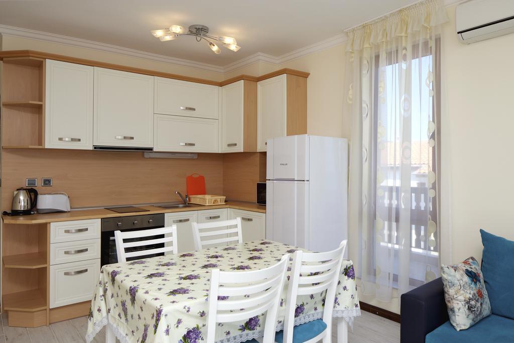 Mars Apartments In Tryavna Beach Complex 스베티 블라스 외부 사진